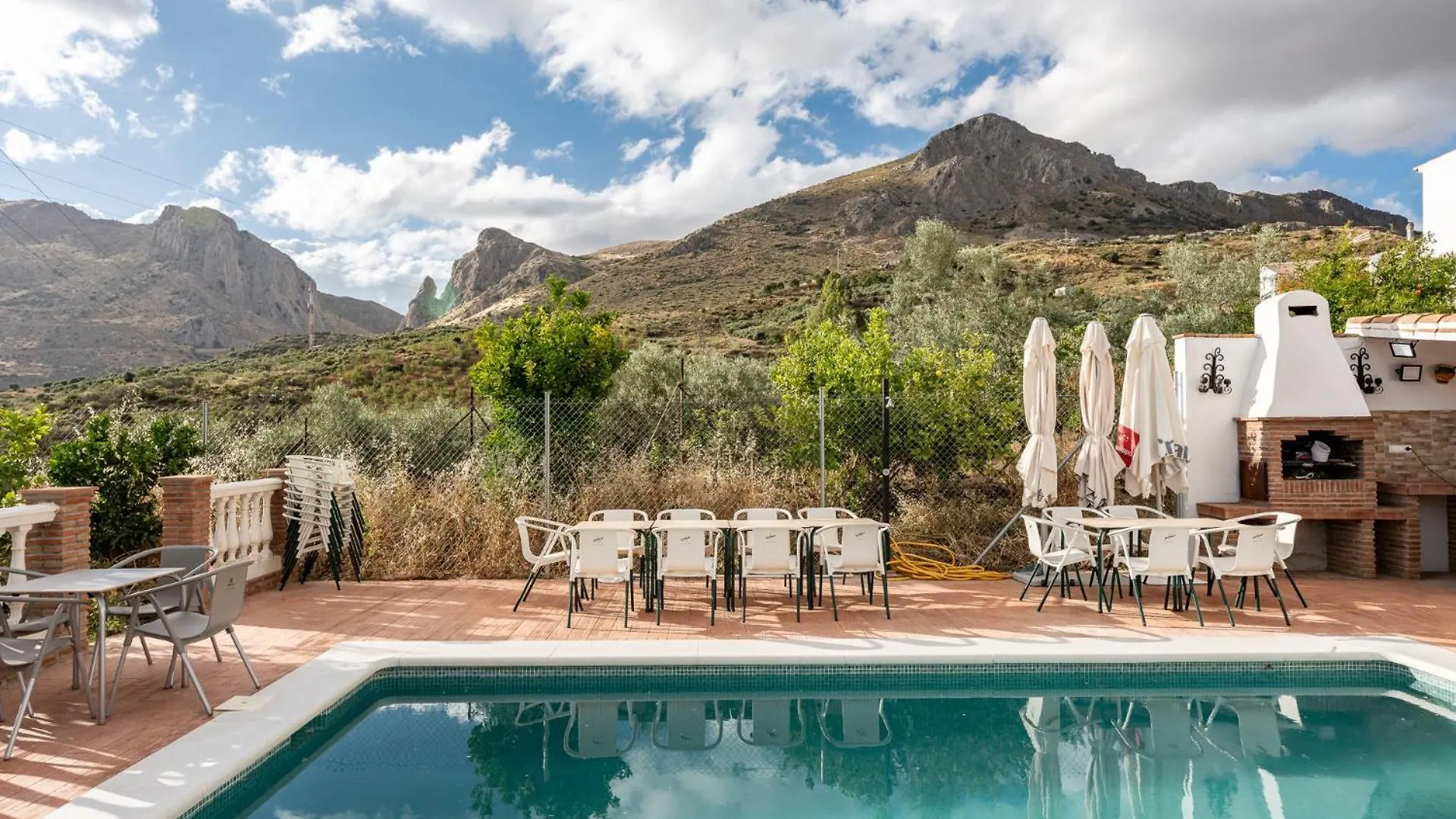 Malagasuite Villa Rural Alcaucín