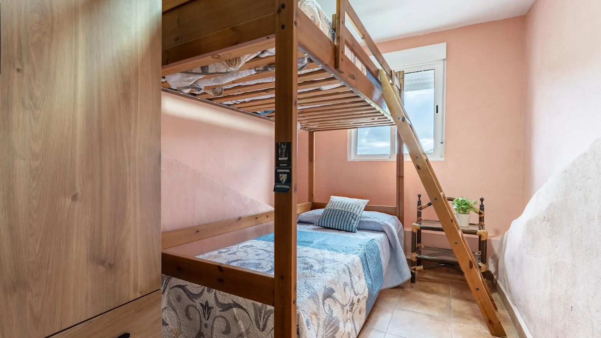 Malagasuite Villa Rural Alcaucín 0*,  Ισπανία